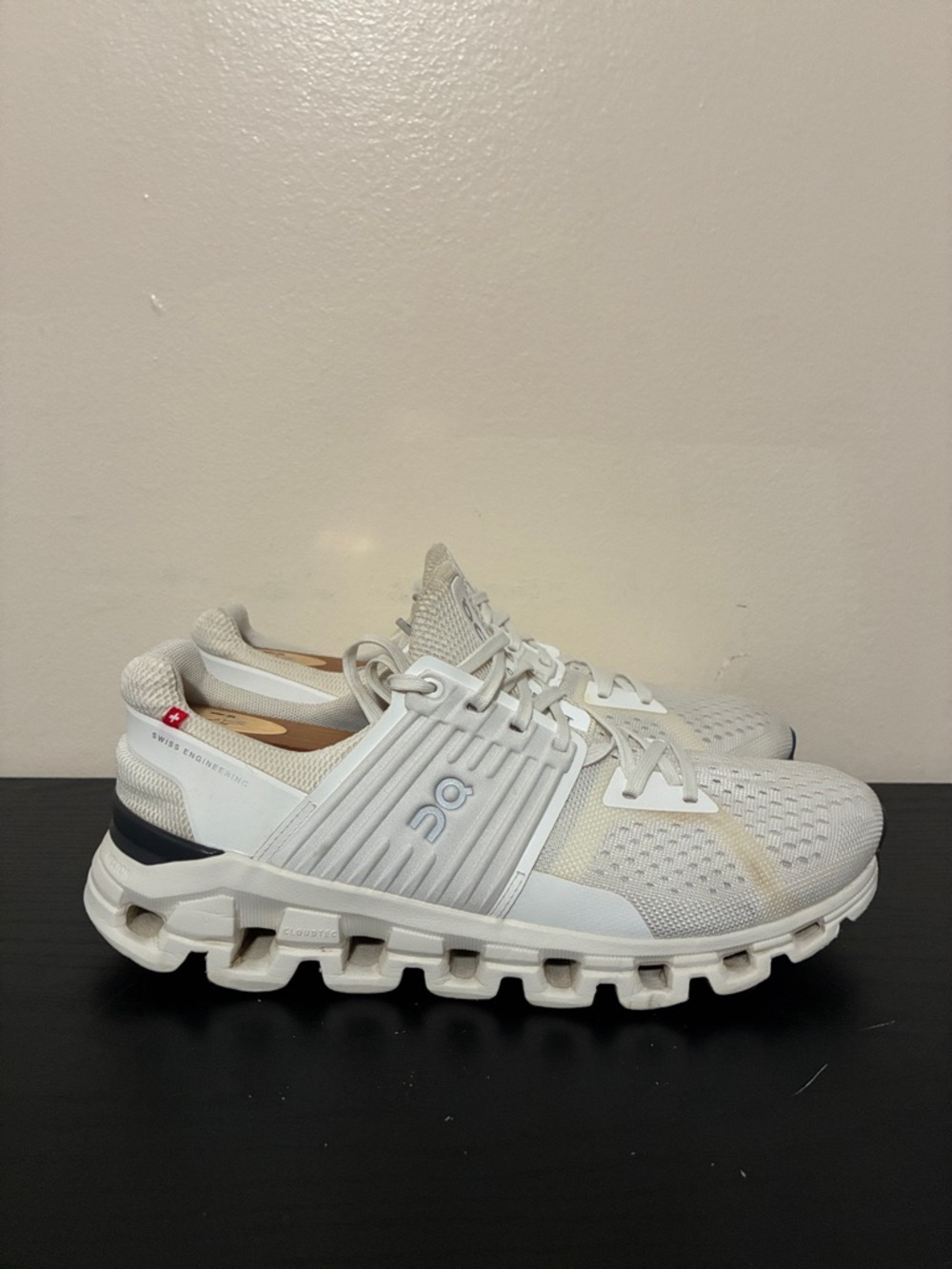 On Running Cloudswift women's trainers in white size 8.5